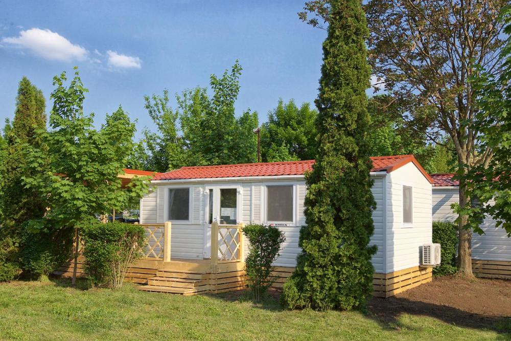 Hungarospa Thermal Camping Mobilhaz Hajduszoboszlo Ngoại thất bức ảnh