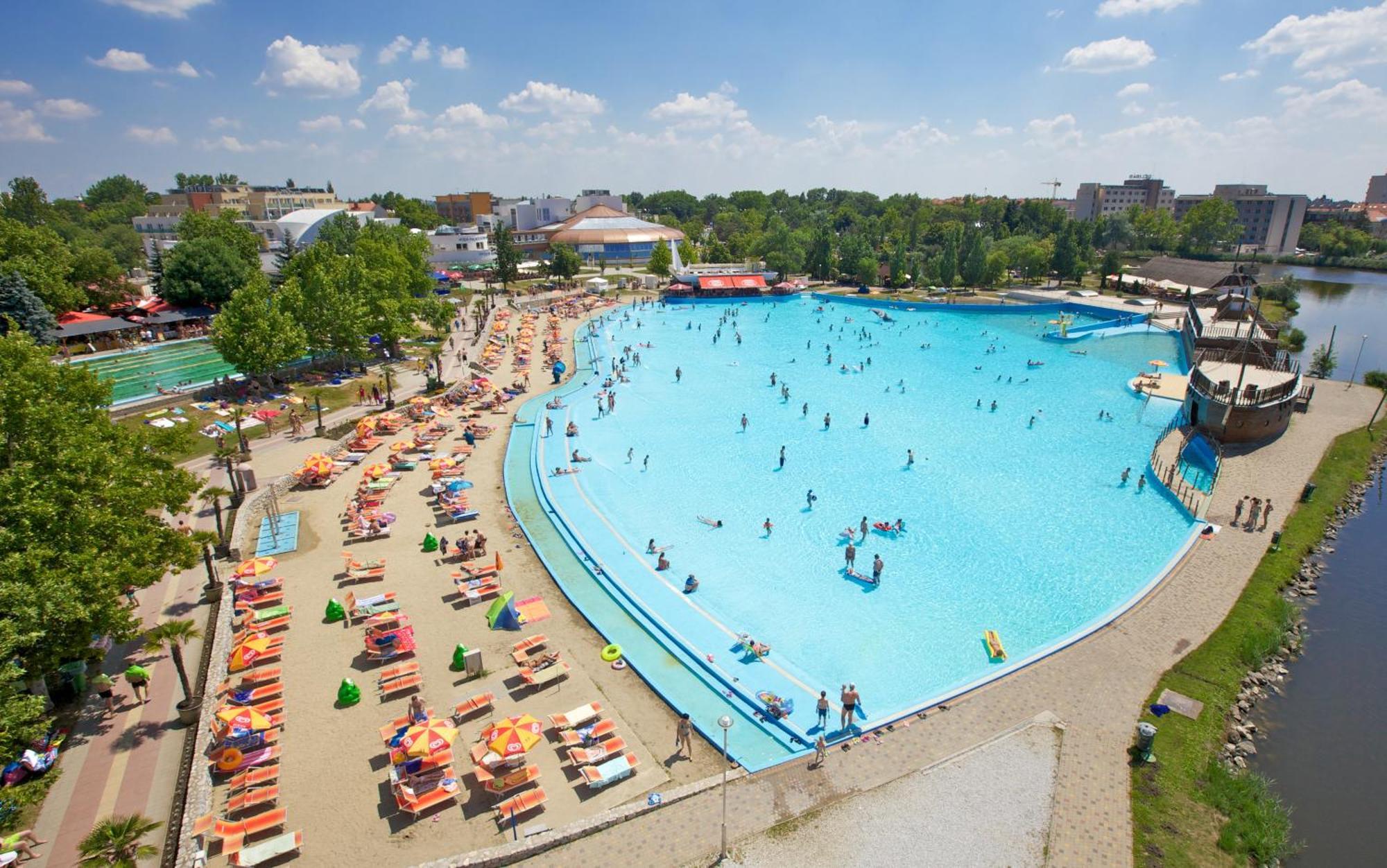 Hungarospa Thermal Camping Mobilhaz Hajduszoboszlo Ngoại thất bức ảnh